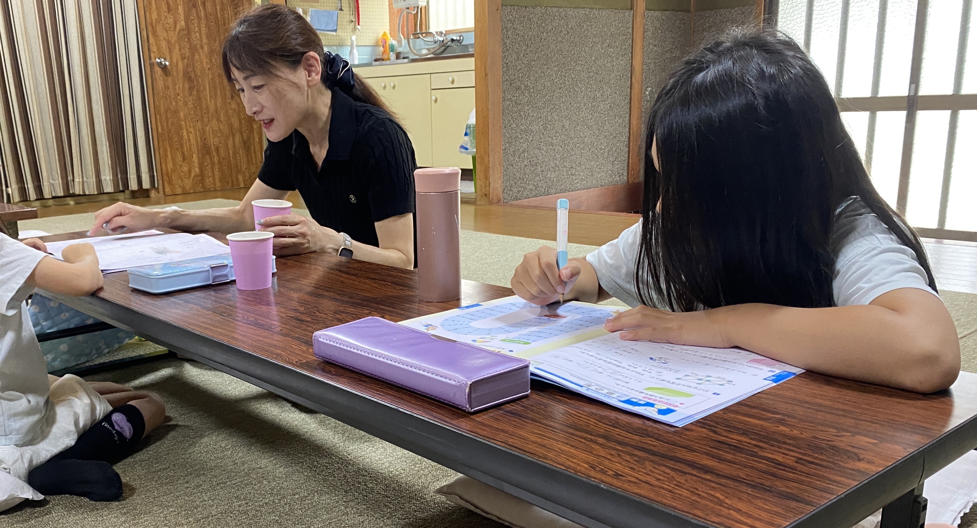 小倉つばめ塾での学習支援の様子